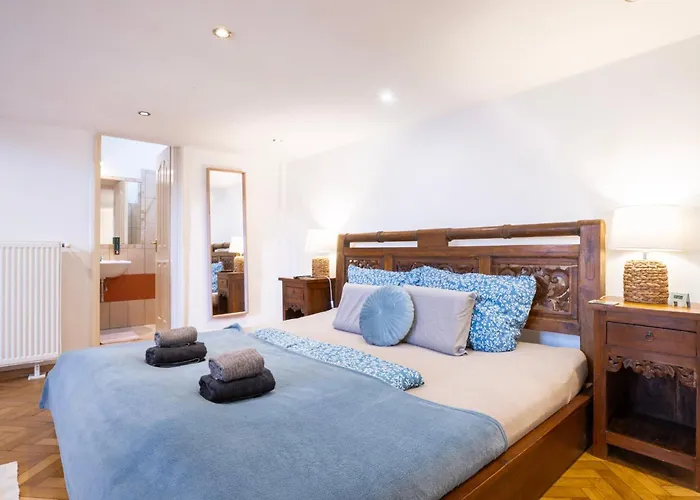 Cedar - Palace District شقة *